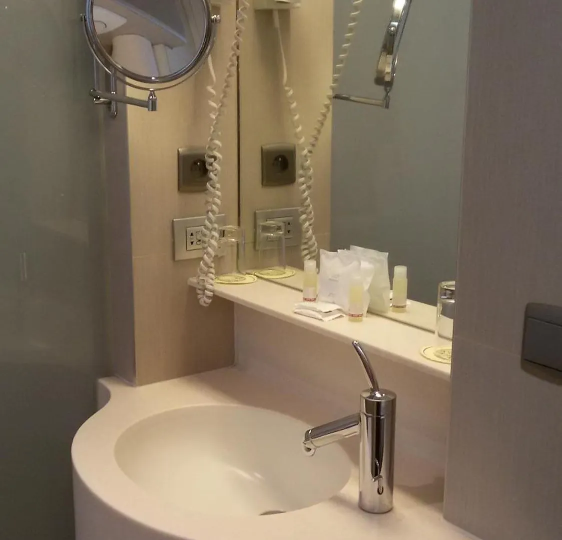 Hotel Pacific Ostend 3*,